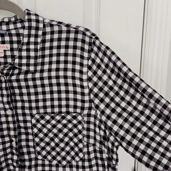 Merona Black & White Checkered Button-Down Top - Picture 7 of 13